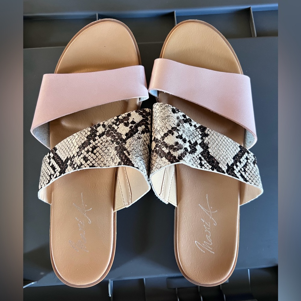 MARI A - Sandals